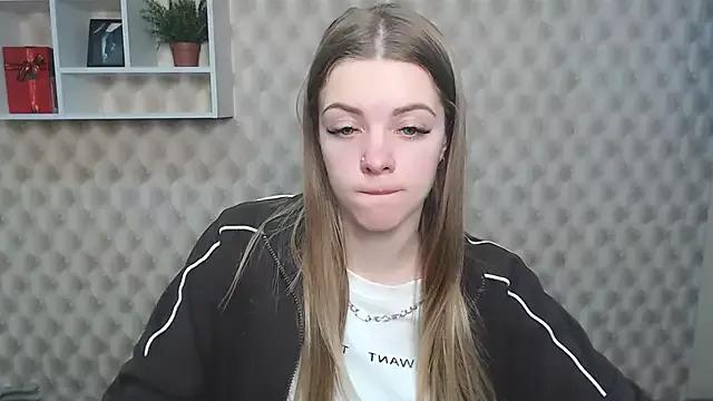 AliceFlirtt_ from StripChat is Freechat