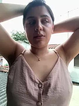 AliceGarc from StripChat is Freechat