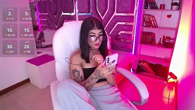 Dirty chat webcam: explore liveshows with versed models, from laying bare to fetishes, in a variety of sexy free adult webcams.