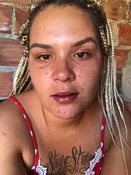 AliceXmoore from StripChat is Freechat