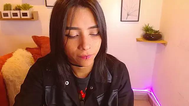 Aliciacute__ from StripChat is Freechat