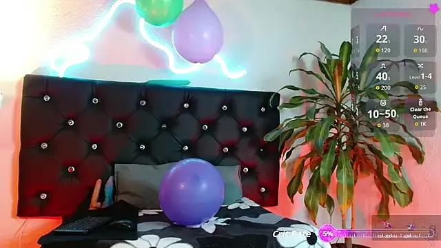 AliciaWhite from StripChat is Freechat