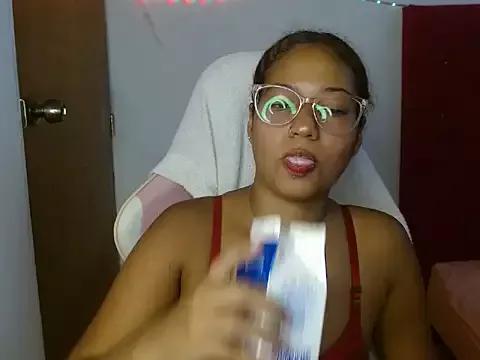 alicie_dirty from StripChat is Freechat