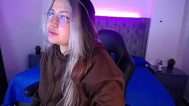 Aliice_Blond from StripChat