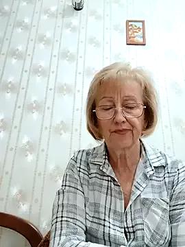 AlikaSwan5821 from StripChat is Freechat