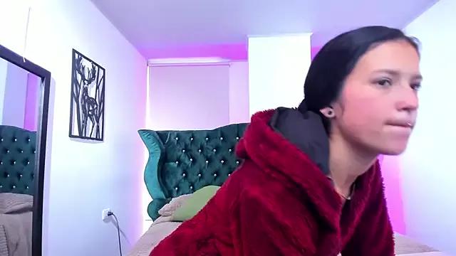 alinablush from StripChat is Freechat