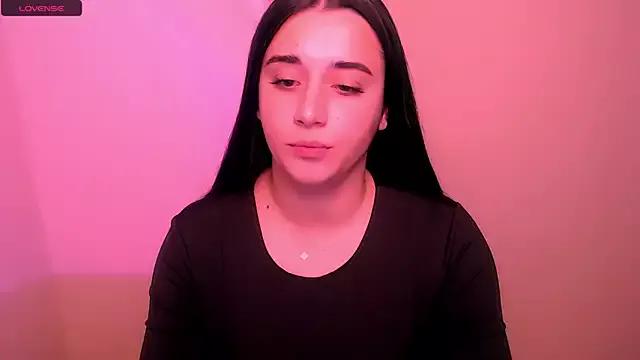 AlinaDoll_ from StripChat is Freechat