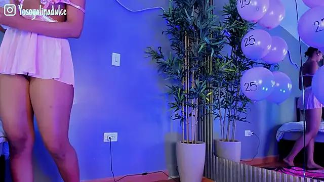 AlinaSweett_ from StripChat is Freechat