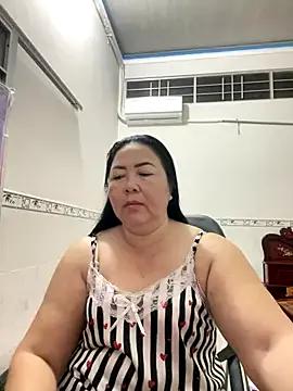 Alinat_ from StripChat is Freechat