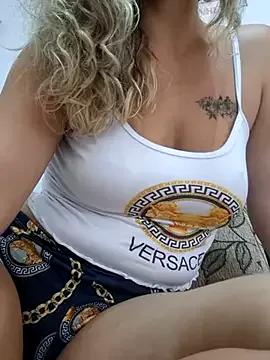 AlinemariaX from StripChat is Freechat