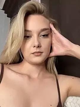 Alisa_Rise from StripChat is Freechat