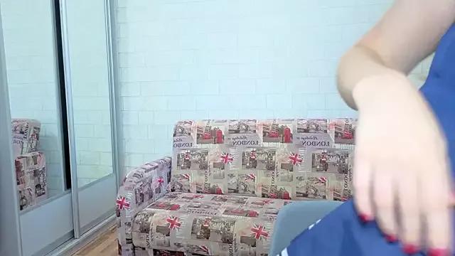 AlisaKisa from StripChat is Freechat