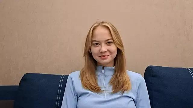 ALISALISAAS from StripChat is Freechat
