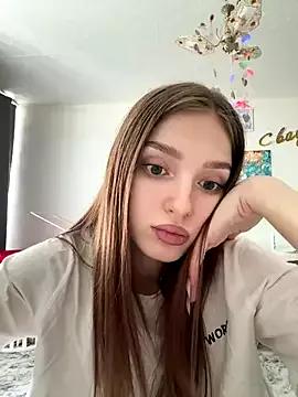 AlisaQKitty from StripChat is Freechat