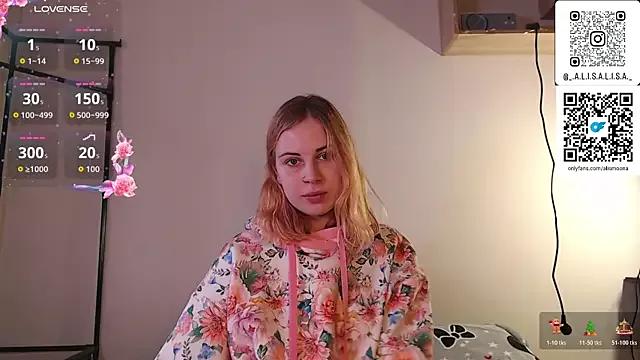 Alismoona from StripChat is Freechat