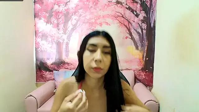 alison_20hornyy from StripChat is Freechat