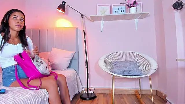 alison_stone17 from StripChat is Freechat