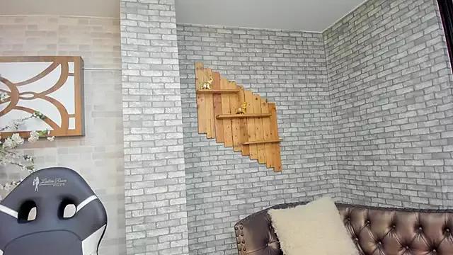 Alisonn_Doll from StripChat is Freechat