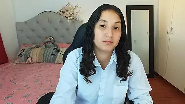 aliss9 from StripChat is Freechat