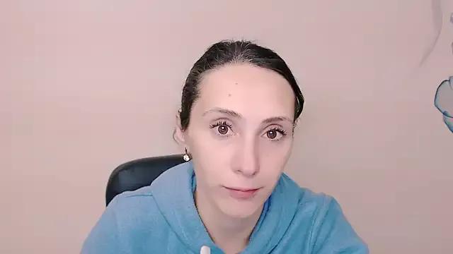 AlissaJersi from StripChat is Freechat