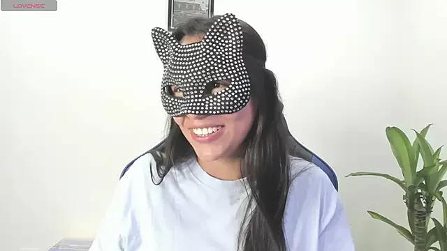 Aliz_0_ webcams show profile image 