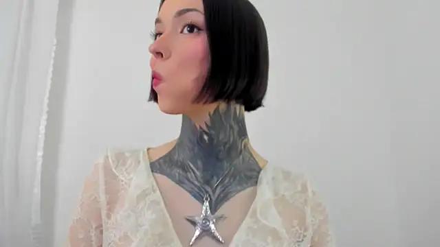 All_yours555 from StripChat