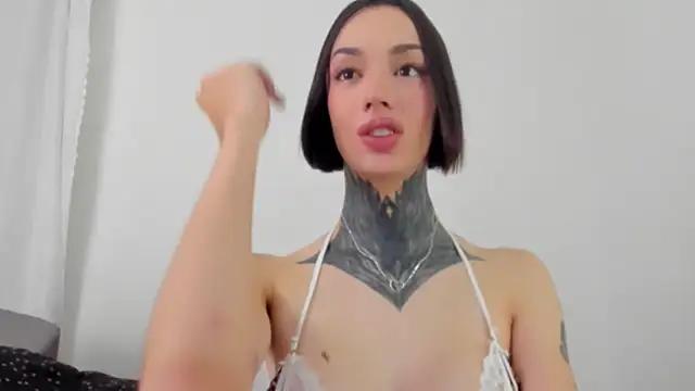 All_yours555 from StripChat