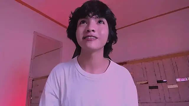 AllanYong18 from StripChat