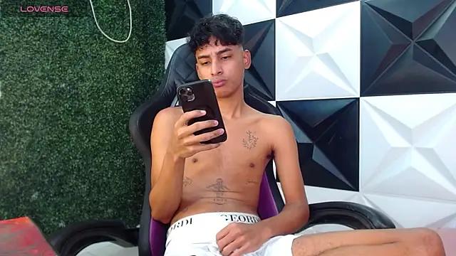 allens_joe from StripChat