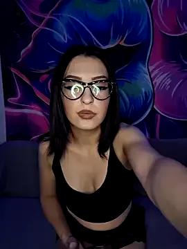 AllexyAle from StripChat