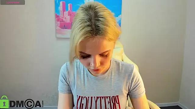Allice_Cox from StripChat