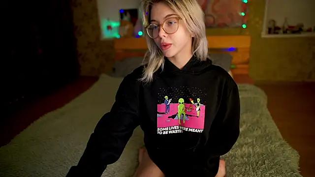 Allison_Cuty from StripChat