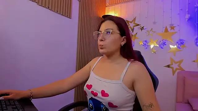 allison_mc from StripChat is Freechat