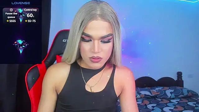 AllisonsweetZ from StripChat
