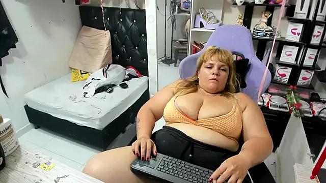 allsson_queen from StripChat