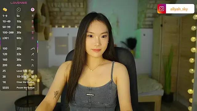 Allyah_Sky from StripChat