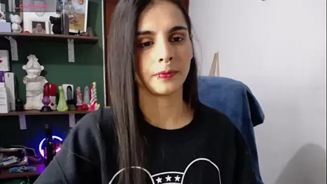 alma_violeta from StripChat is Freechat
