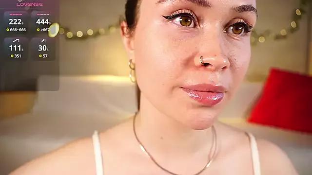 alma_yammy from StripChat