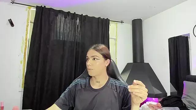 Almaazz from StripChat