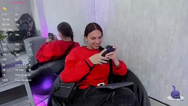 Almaazz from StripChat