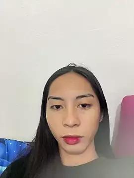 AlmiraFhaye from StripChat is Freechat