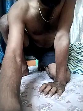 ALWAYSHORNYDADDY from StripChat