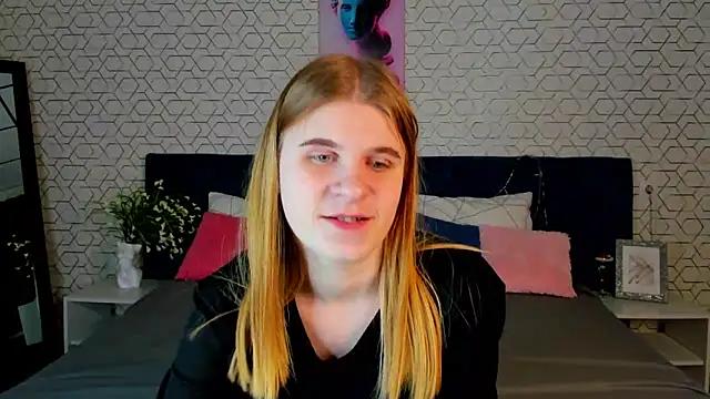 Alya_Vizz from StripChat
