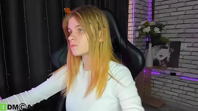Alya_Vizz from StripChat