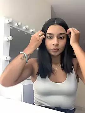 AlyssaRay from StripChat is Freechat