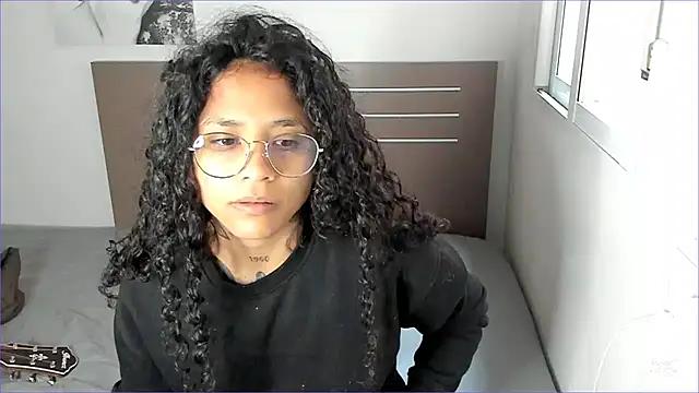 Ama_music from StripChat