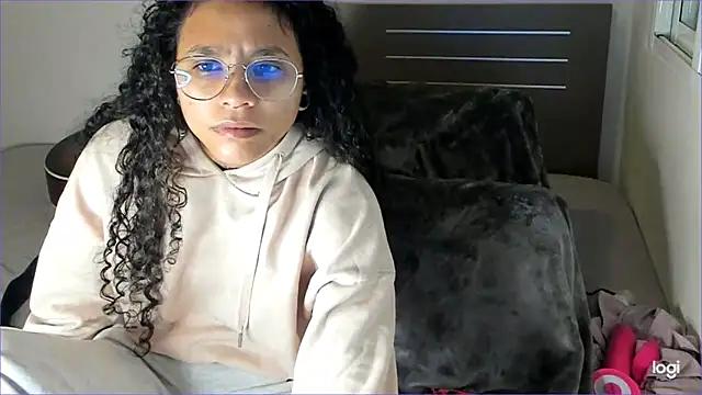 Ama_music from StripChat