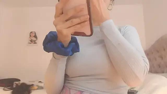 Amadamar56 from StripChat is Freechat