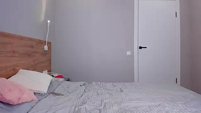 AmaiRin from StripChat is Freechat