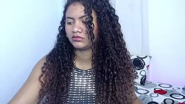 Amalia1893 from StripChat is Freechat